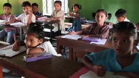 সাভারে গরমেও চলছে স্কুল-কলেজ-মাদ্রাসা&nbsp;