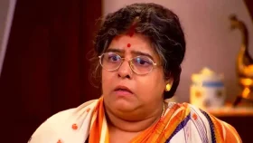 অটোগ্রাফ থেকে স্বাক্ষর জাল করে ২৬ লক্ষ টাকার প্রতারণার শিকার অভিনেত্রী!&nbsp;