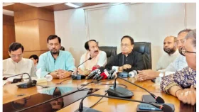 নিজ দলকে ক্রীতদাস বললেন কাজী ফিরোজ&nbsp;