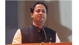 &lsquo;শুক্রবারও স্কুল খোলা রাখা হতে পারে&rsquo;