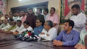 সরকারকে চাপে ফেলতে গিয়ে বিএনপিই চাপে আছে: সেতুমন্ত্রী