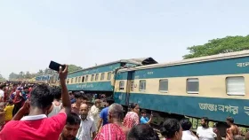 স্টেশন মাস্টারসহ বরখাস্ত ৩, তদন্তে কমিটি