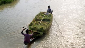 তীব্র গরমের মধ্যে বন্যার শঙ্কা