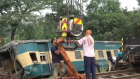 ৩২ ঘণ্টা পর রেল যোগাযোগ স্বাভাবিক
