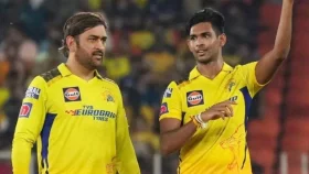 ক্রিকেটে পাথিরানার কাছে ধোনি &lsquo;বাবার মতো&rsquo;