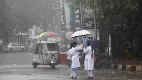 একই এলাকার সর্বত্র বৃষ্টি না হওয়ার কারণ কী?