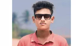 ফুটবল খেলতে গিয়ে বজ্রপাতে স্কুলছাত্রের মৃত্যু