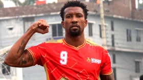 শিরোপা থেকে আর কয়েক মিনিটে দূরে বসুন্ধরা