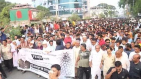 প্রতীক পেয়েই প্রার্থীর শোডাউন, প্রতিপক্ষকে ভীতি প্রদর্শন