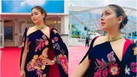 কানে নজর কাড়লেন ভাবনা