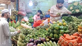 এক মাসে সবজির দাম বেড়েছে ৪০ থেকে ১০০ শতাংশ