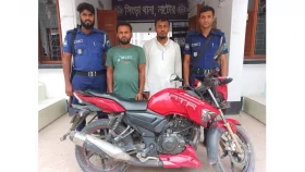 পুলিশ সদস্যের মোটরসাইকেল চুরি, যেভাবে &zwj;উদ্ধার হলো