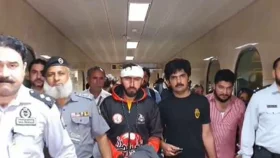 কিরগিজস্তান থেকে নিজ দেশে ফিরল ১৪০ পাকিস্তানি শিক্ষার্থী