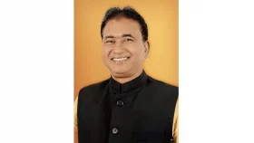 ভারত গিয়ে পরিবারের সঙ্গে যোগাযোগ বিচ্ছিন্ন ঝিনাইদহের এমপির