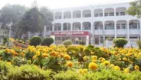 ৩৭ জনকে চাকরি দেবে লালমনিরহাট জেলা প্রশাসকের কার্যালয়