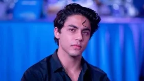 ২৬ বছরেই শাহরুখের ছেলে কত কোটির জানেন?