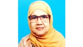 এক নারীর কাছে চার পুরুষের পরাজয়