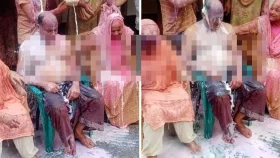 চেয়ারম্যান নির্বাচিত হয়ে দুধ দিয়ে গোসল