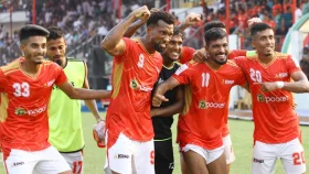 সুপার সাব জাহিদের গোলে বসুন্ধরার ট্রেবল