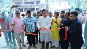 কুমিল্লায় রূপায়ণ দেলোয়ার টাওয়ারের উদ্বোধন, দোকান হস্তান্তর