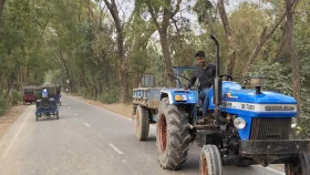 বেপরোয়া &lsquo;দানবে&rsquo; অতিষ্ঠ জীবন