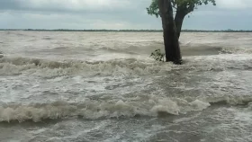 ভোলায় রিমালের তাণ্ডবে নিহত ২, পানিবন্দি ১৫ হাজার
