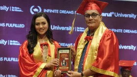 গুজরাটে গেস্ট অব অনার ভূষিত হয়ে যা বললেন নুসরাত ফারিয়া