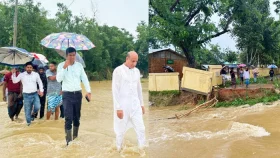 কুলাউড়ায় বাঁধ ভেঙে ২০ গ্রাম প্লাবিত