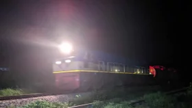 বগি ফেলে ৪ কিলোমিটার গেল ট্রেন&nbsp;