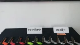 পলিথিনে মোড়ানো ১০ ওয়ান শুটারগান উদ্ধার