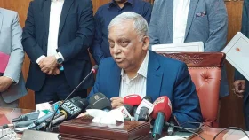বেন&zwnj;জী&zwnj;র দেশে নাকি বিদেশে জানেন না স্বরাষ্ট্রমন্ত্রী