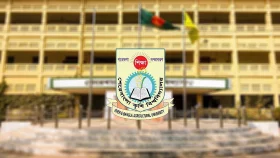 প্রতি শিক্ষার্থীর কাছ থেকে আদায় করা হচ্ছে ২০ হাজার টাকা