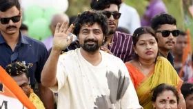 তৃতীয়বারের মতো জয়ী দেব