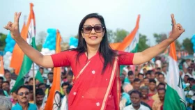 জয় পেলেন মোদির সমালোচনা করে পার্লামেন্ট থেকে বহিষ্কৃত মহুয়া