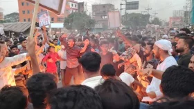 নরসিংদীতে সাবেক ইউপি চেয়ারম্যান হত্যার প্রতিবাদে বিক্ষোভ