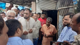 অসহায় মফিজের চা স্টলে লাগানো তালা খুলে দিলেন ইউএনও
