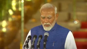 টানা তৃতীয়বার শপথ নিলেন মোদি