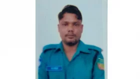 &lsquo;মানসিক রোগী&rsquo; কীভাবে দূতাবাসে সাবমেশিন গান নিয়ে দায়িত্ব পালন করেন?