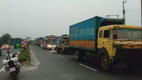 ঢাকা-চট্টগ্রাম মহাসড়কে ১০ কিলোমিটার যানজট