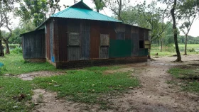মসজিদ সভাপতির গরু জবাইয়ে দেরি করায় ইমামকে মারধর