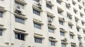 তাদের হাসপাতালেও ঈদ নেই, বাড়িতেও নেই