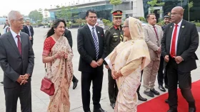 নয়াদিল্লি সফর শেষে ঢাকার পথে প্রধানমন্ত্রী