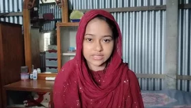 বিয়ে না করায় প্রেমিকের বাড়িতে এক সন্তানের জননীর আত্মহত্যা