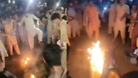 পাকিস্তানে কোরআন অবমাননার অভিযোগে স্থানীয় পর্যটককে পুড়িয়ে হত্যা