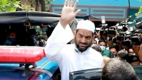 মামুনুল হকের বিরুদ্ধে ফের গ্রেপ্তারি পরোয়ানা