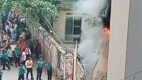 ঢাকায় সিএমএম আদালতের হাজতখানায় আগুন