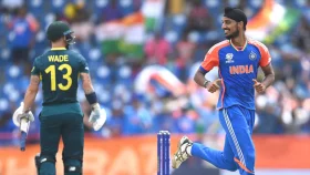 অস্ট্রেলিয়াকে হারিয়ে বাংলাদেশকে টিকিয়ে রাখলো ভারত