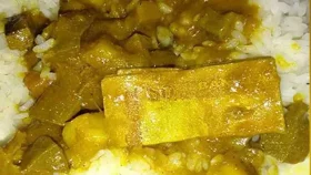 ঢাবির ক্যান্টিনে খাসির মাংসের ঝোলের সঙ্গে মিলল টাকা