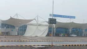 দিল্লির পর এবার গুজরাটে বিমানবন্দরের ছাউনি ধস