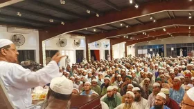 চলমান শিক্ষা কারিকুলামে ধর্মহীন জাতি তৈরি হচ্ছে: চরমোনাই পীর
